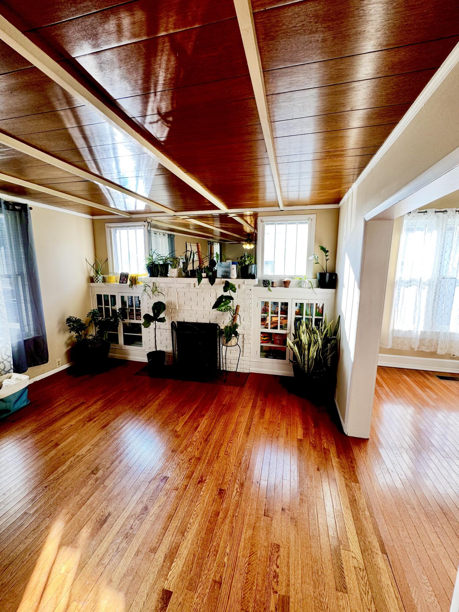 508 Worchester Avenue Property Photo 3