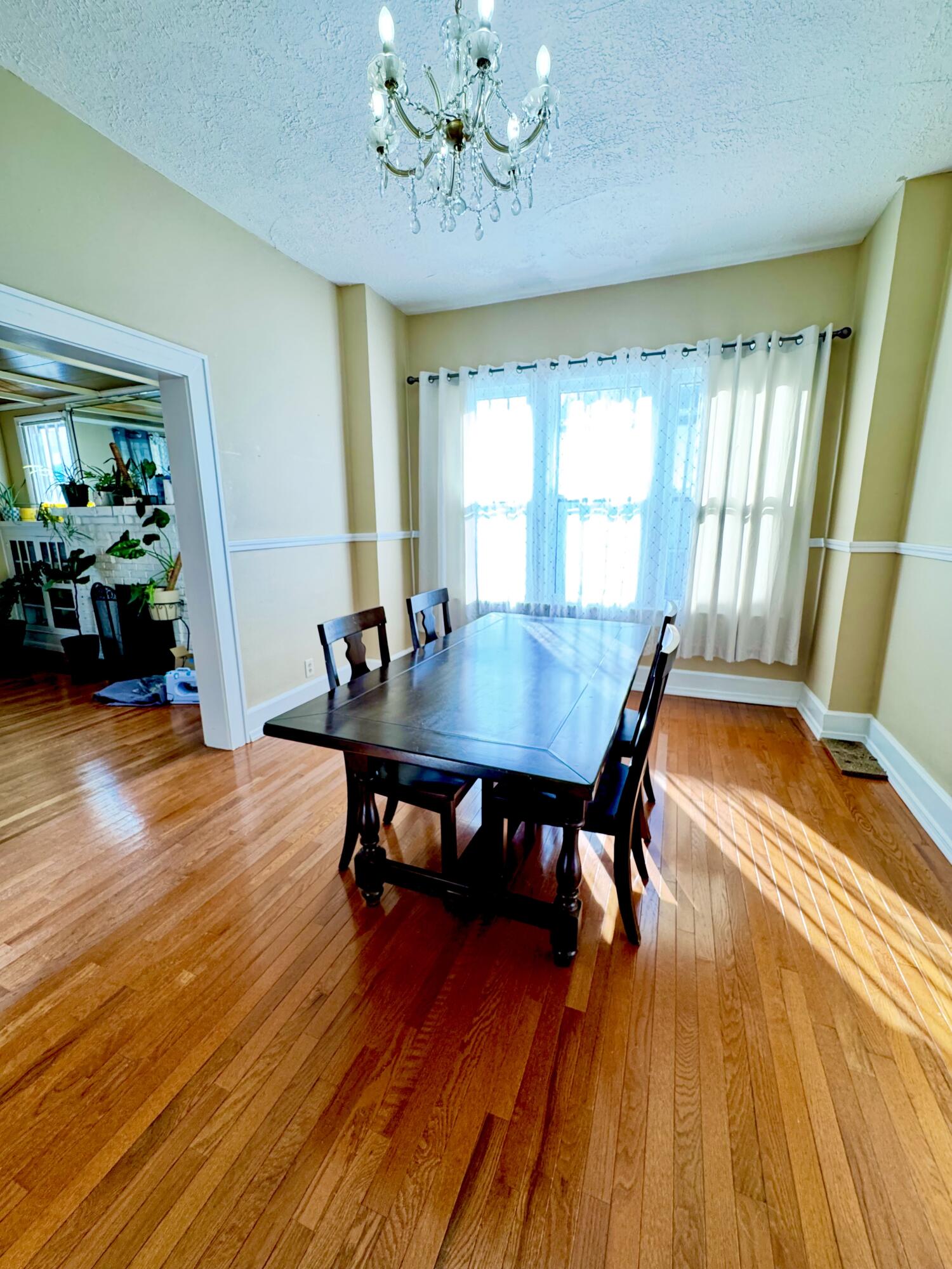 508 Worchester Avenue Property Photo 5