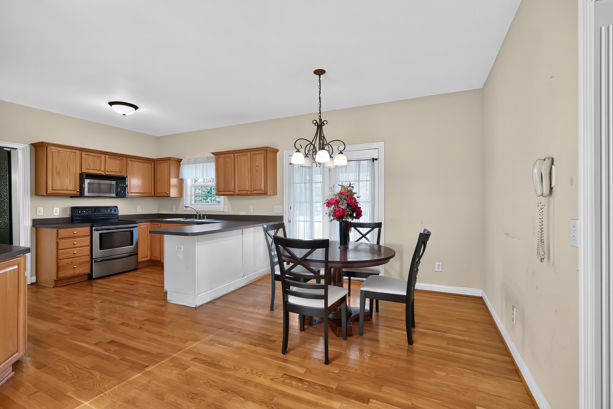 813 Gunpowder Drive Property Photo 15