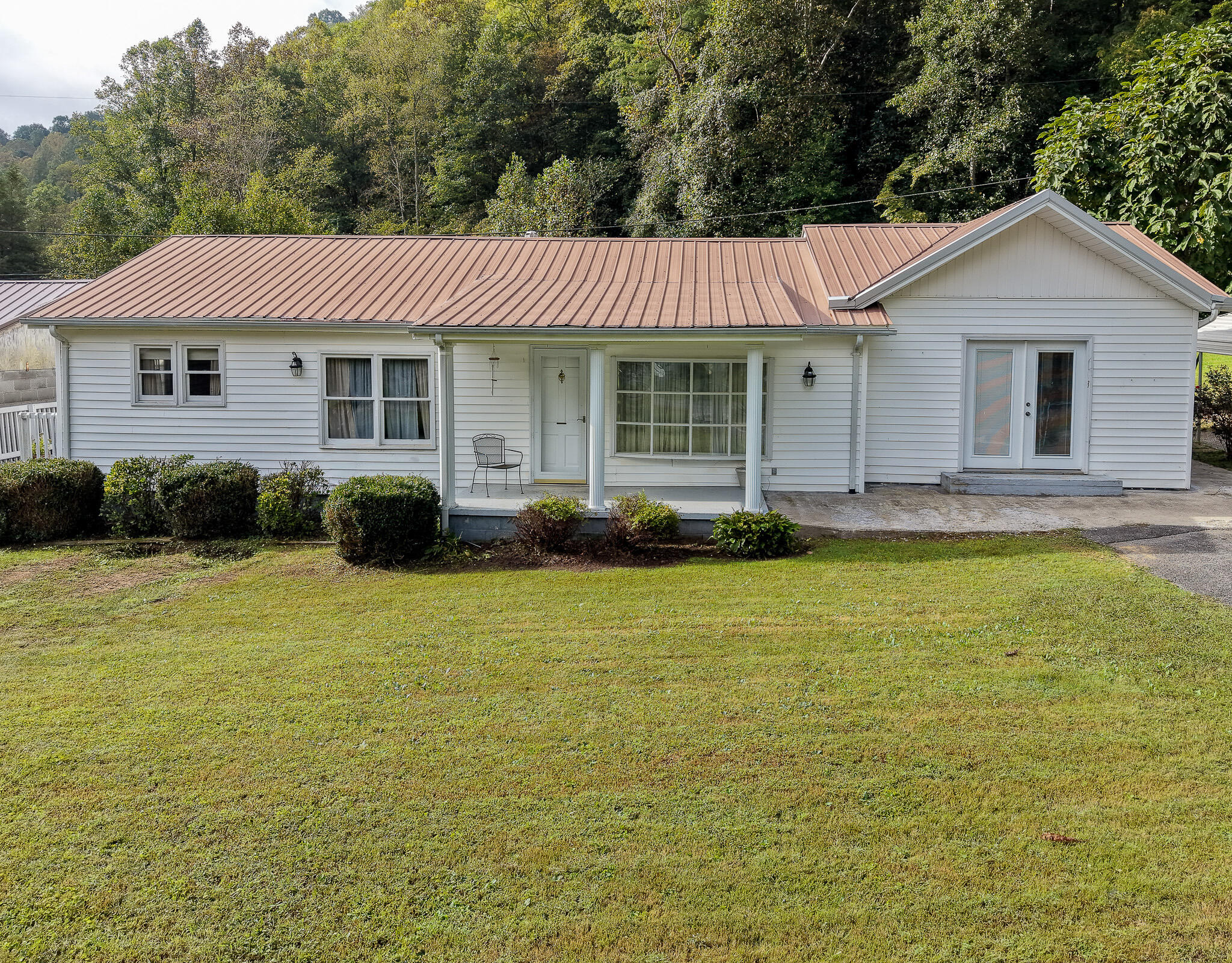 27 Gap Branch Road Property Photo 1