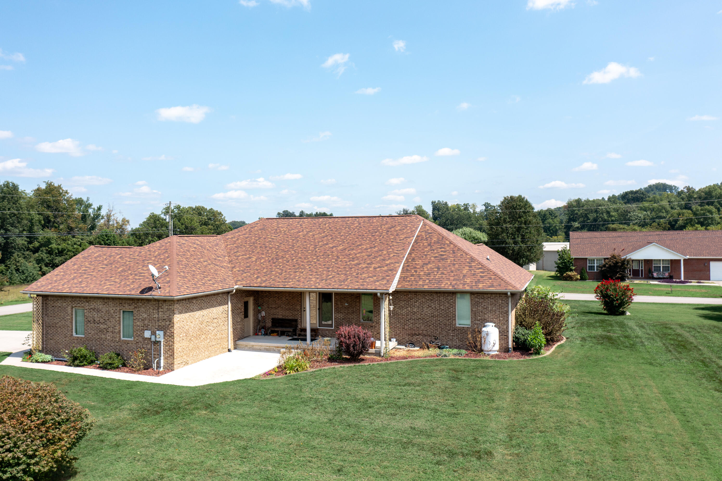 138 Country Acres Drive Property Photo 16