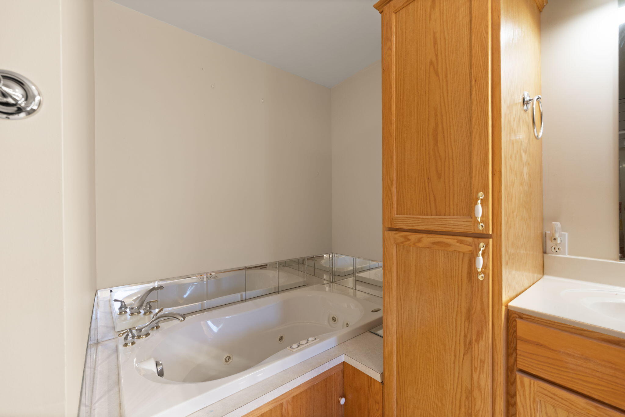 138 Country Acres Drive Property Photo 36