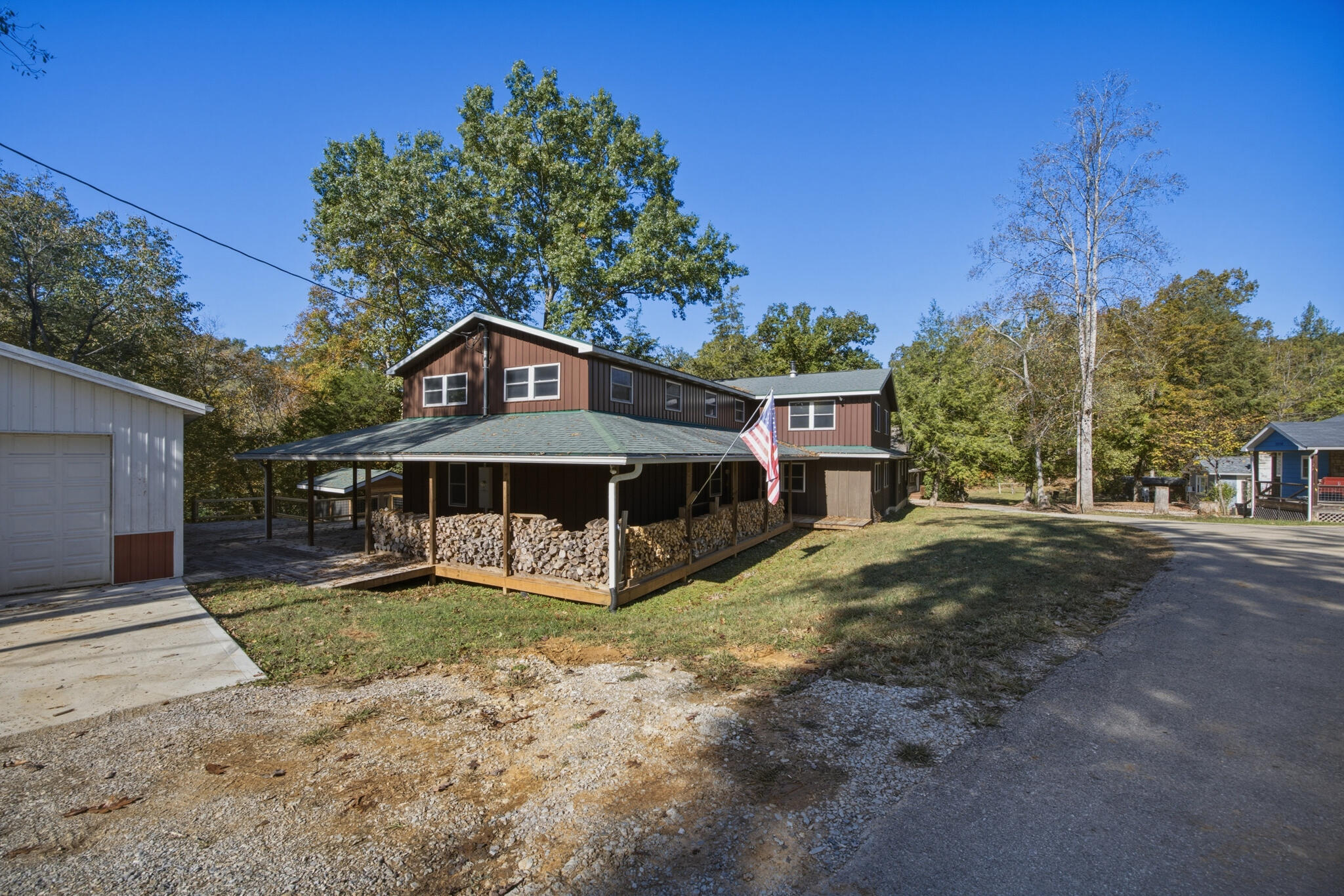 1574 Sloans Valley Road Property Photo 4