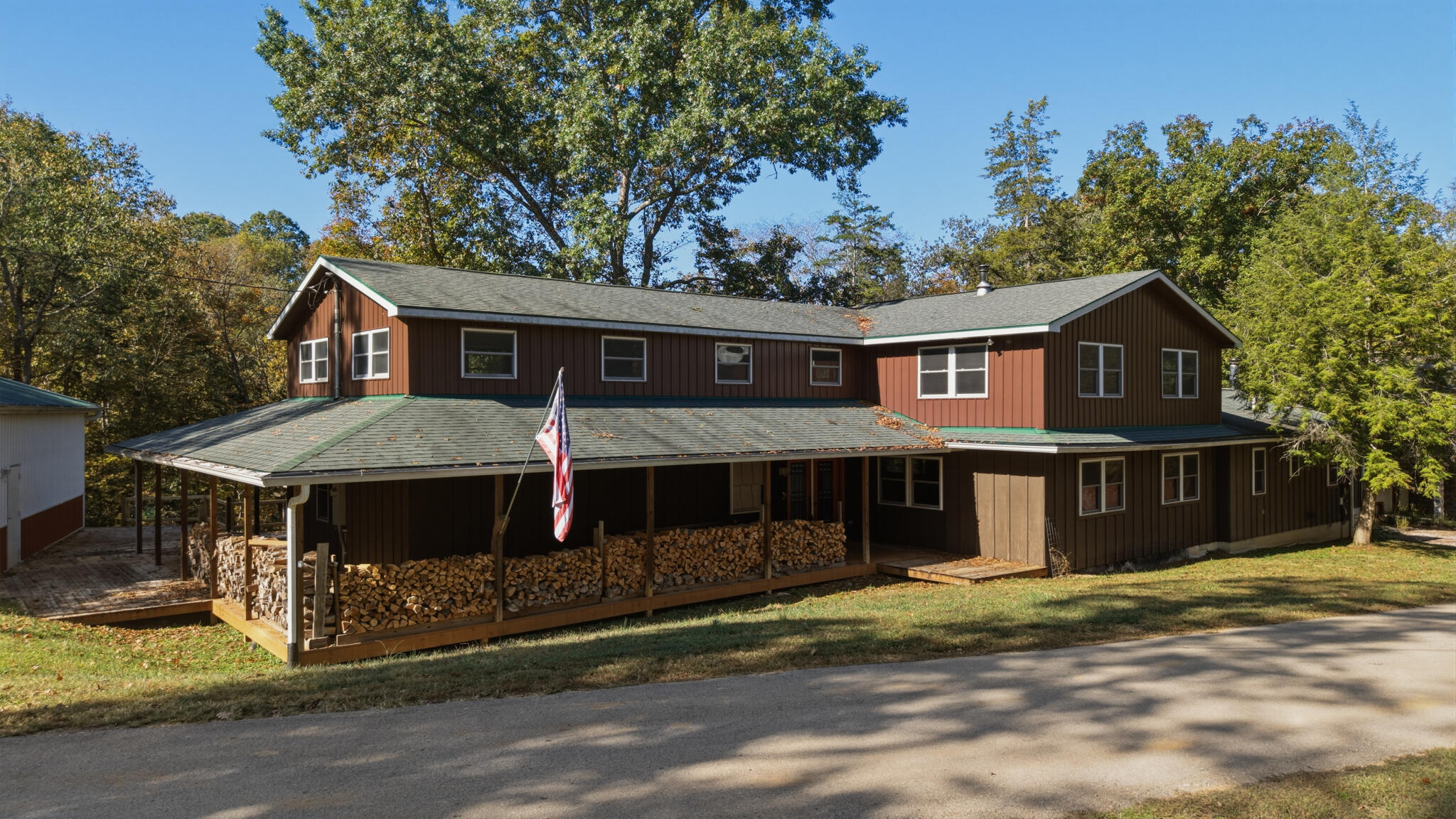 1574 Sloans Valley Road Property Photo 5
