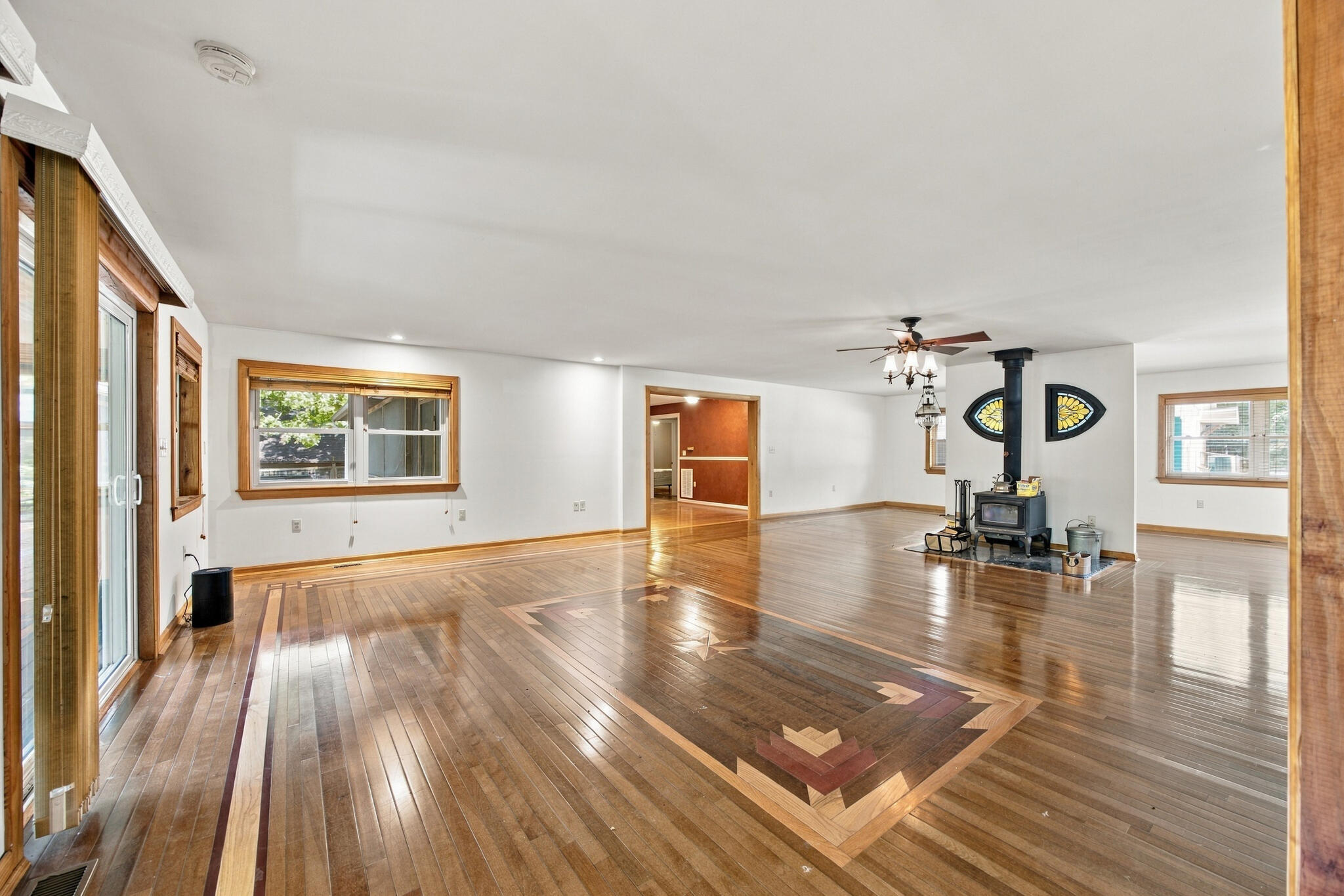 1574 Sloans Valley Road Property Photo 8