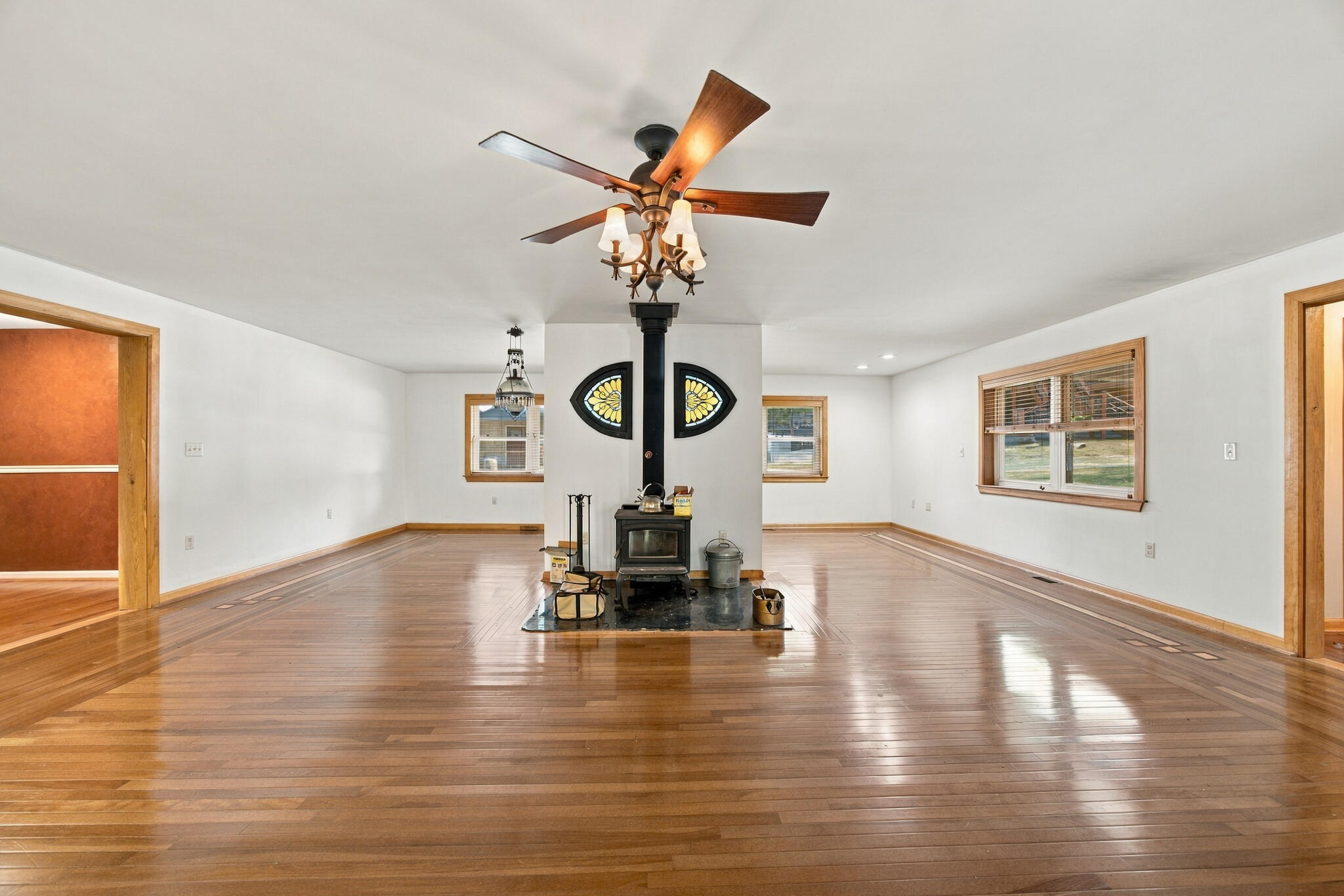 1574 Sloans Valley Road Property Photo 11