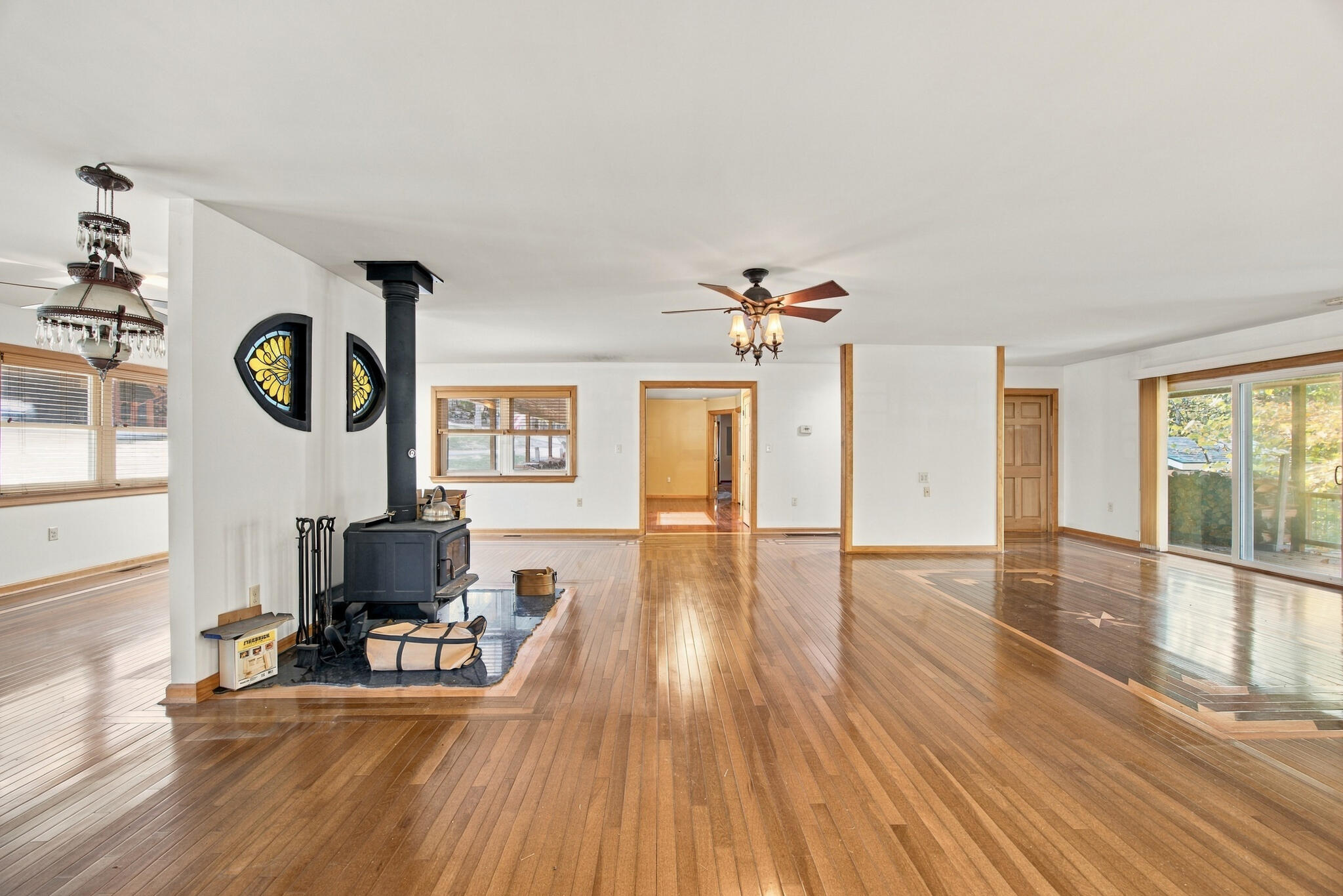 1574 Sloans Valley Road Property Photo 12