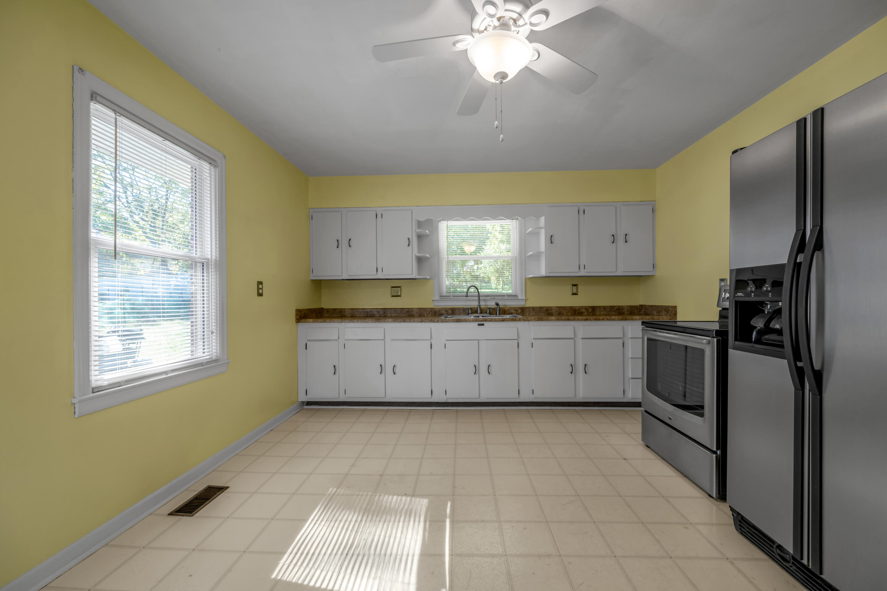 128 Meredith Avenue Property Photo 11