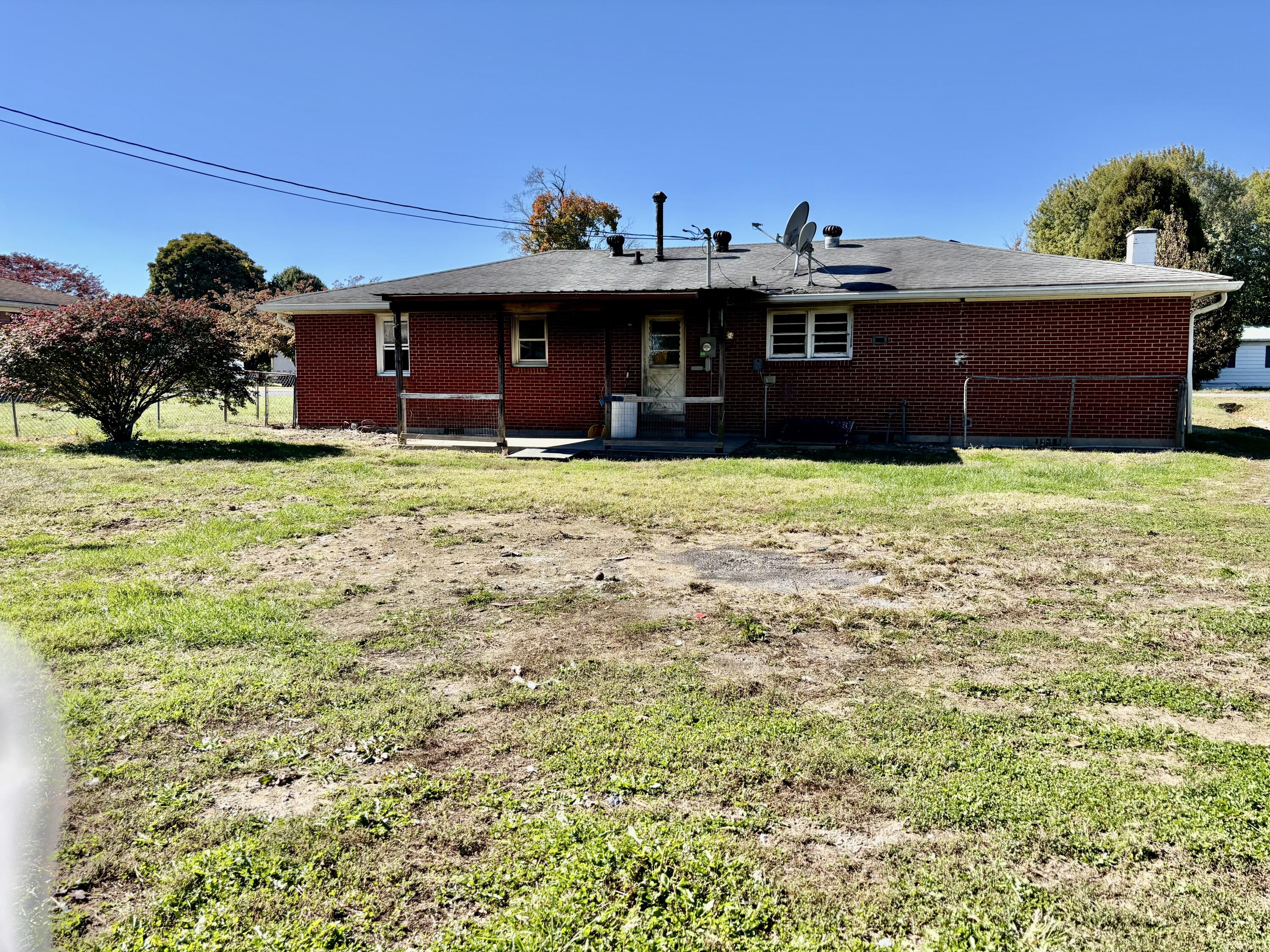116 Spring Valley Rd Road Property Photo 2