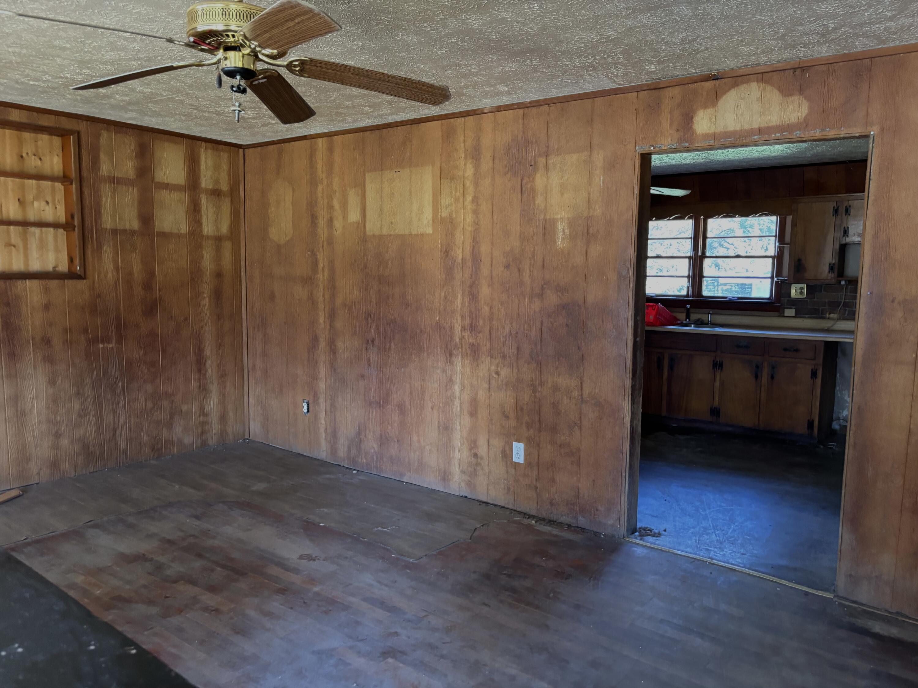 116 Spring Valley Rd Road Property Photo 5