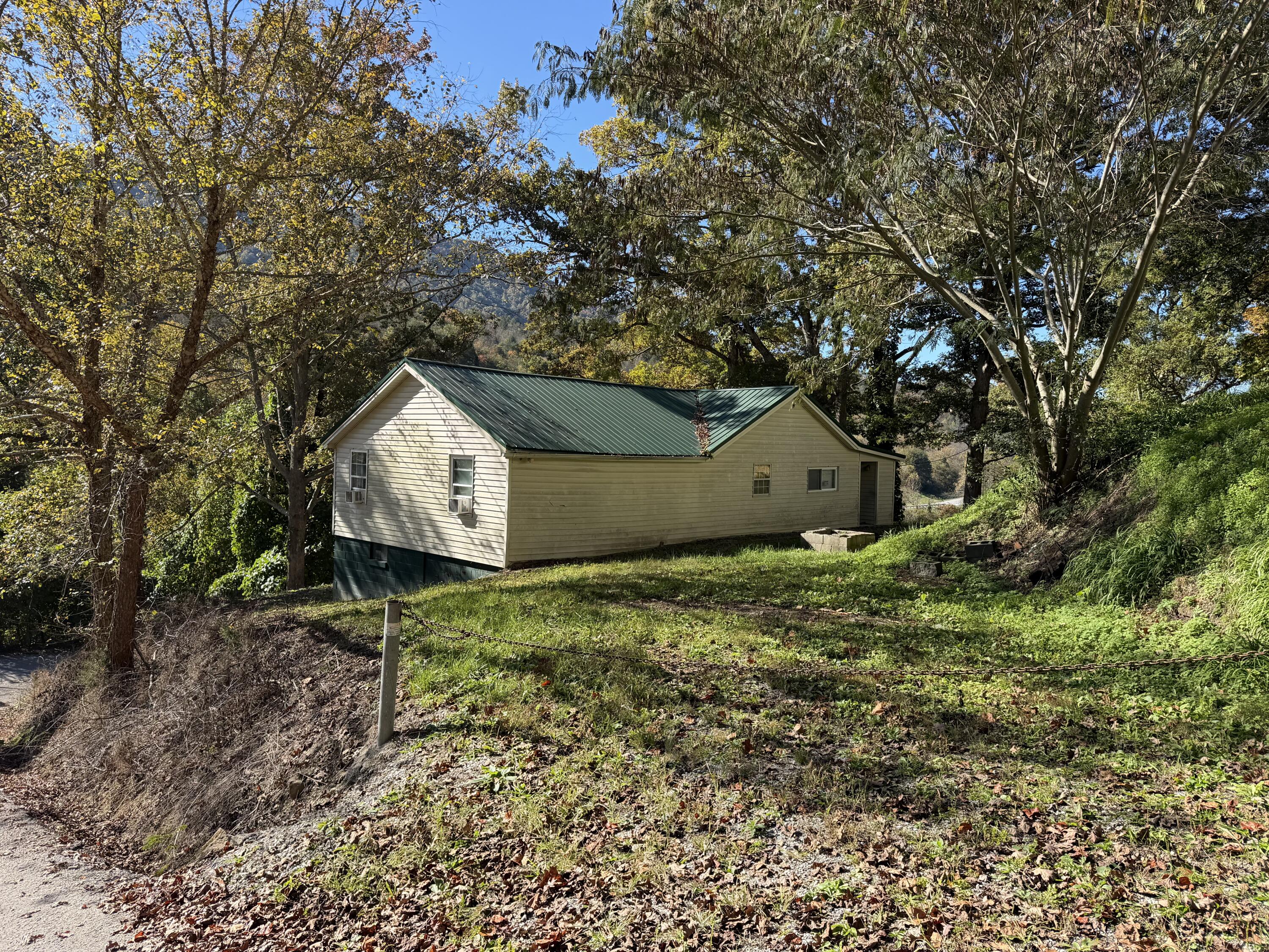 24263 Old Highway 119 Property Photo 1