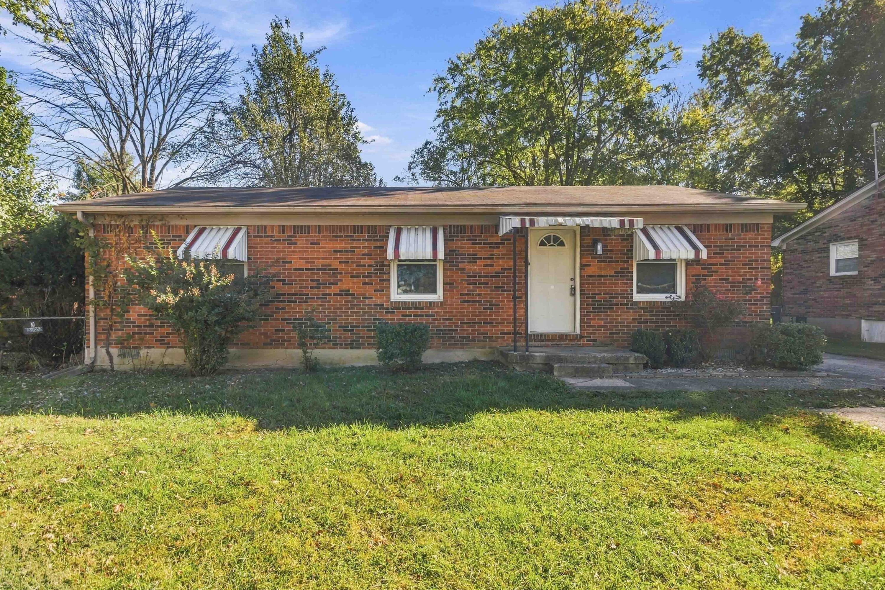 117 Colonial Park Drive Property Photo 1