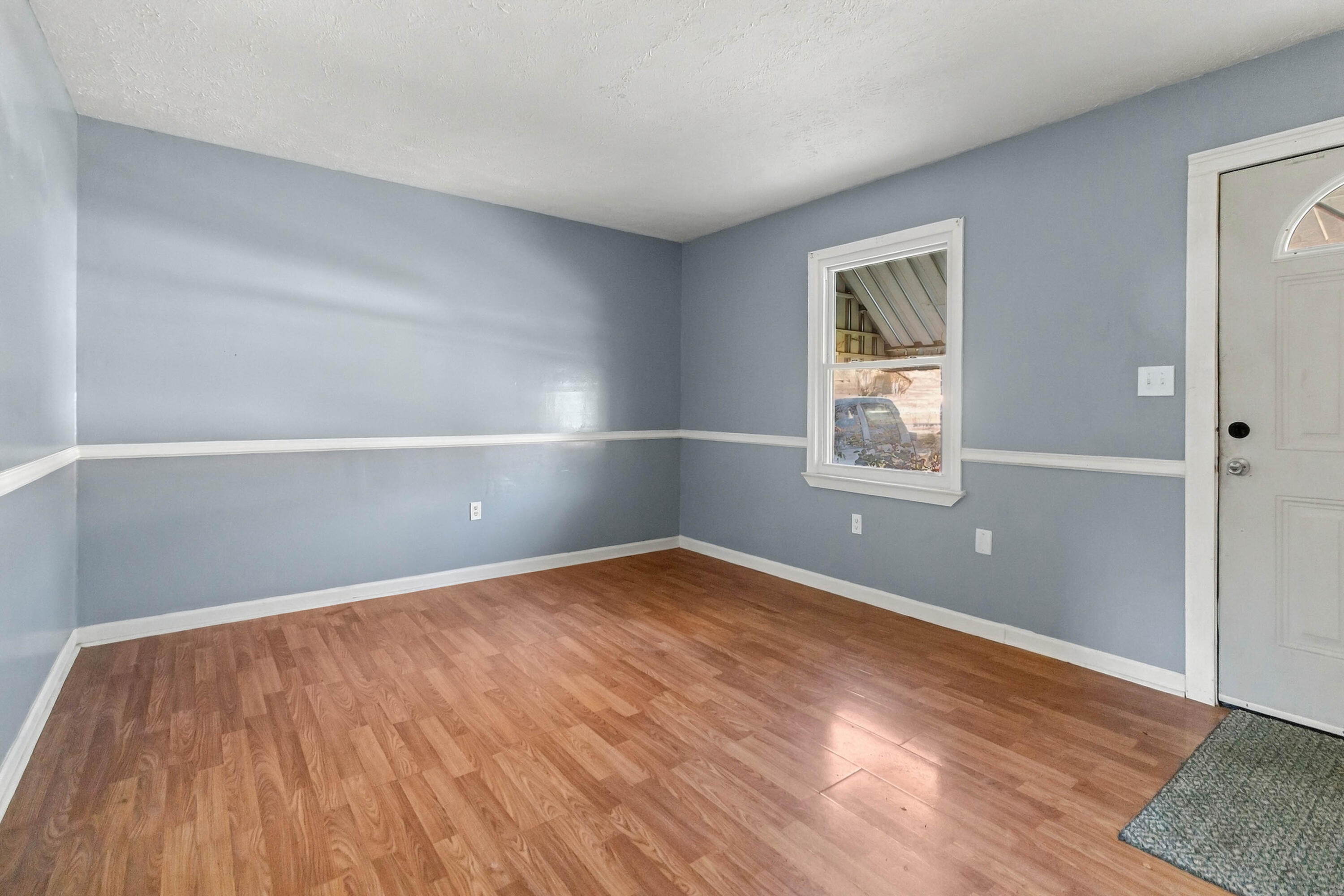 117 Colonial Park Drive Property Photo 7