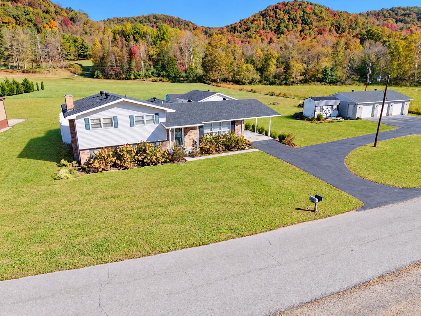 72 Fly Branch Road Property Photo 1