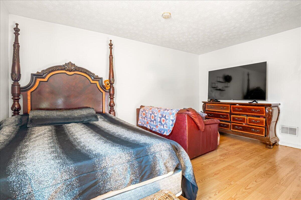 6830 E Laurel Road Property Photo 23