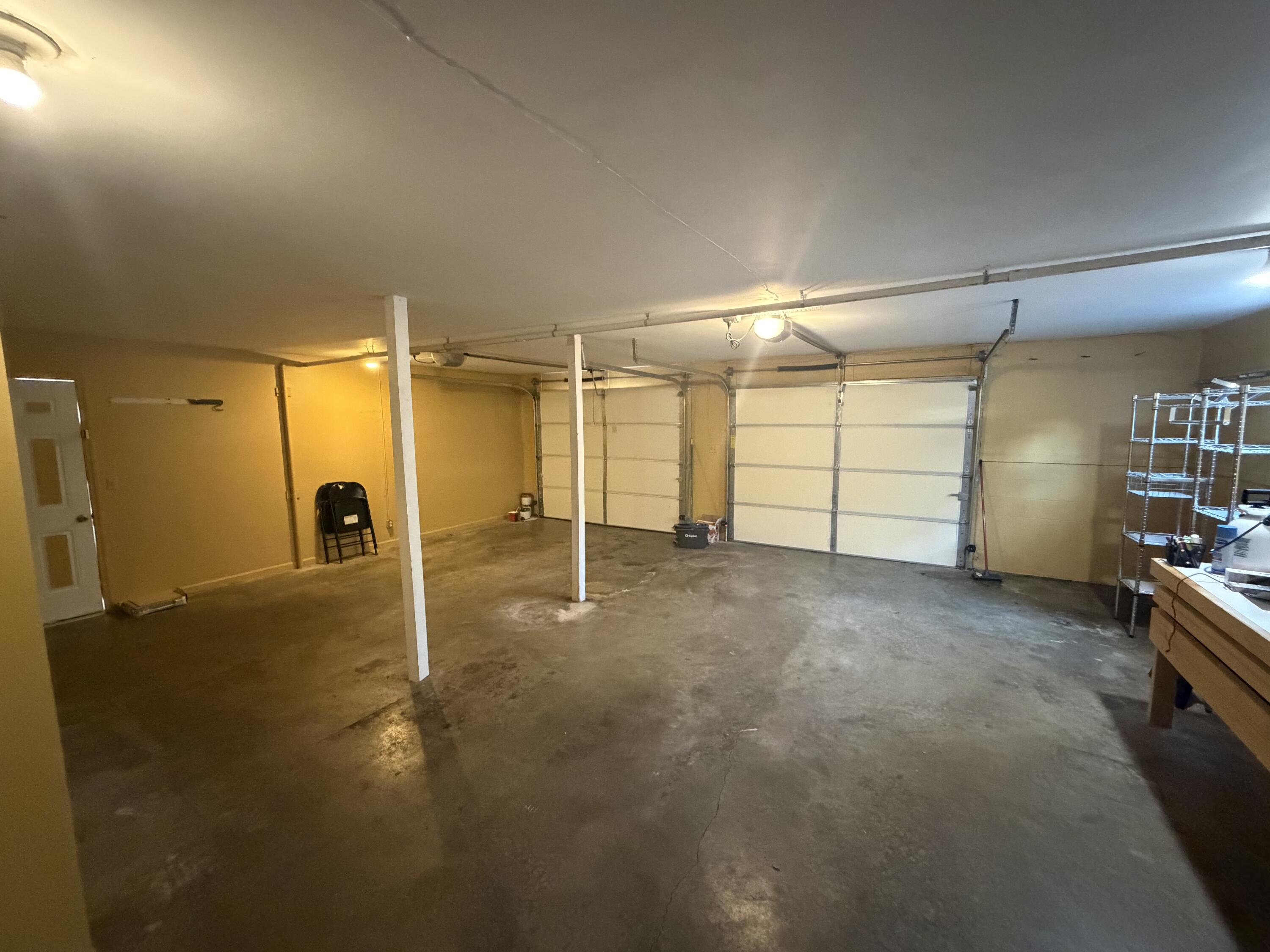 371 Oakcrest Drive Property Photo 22