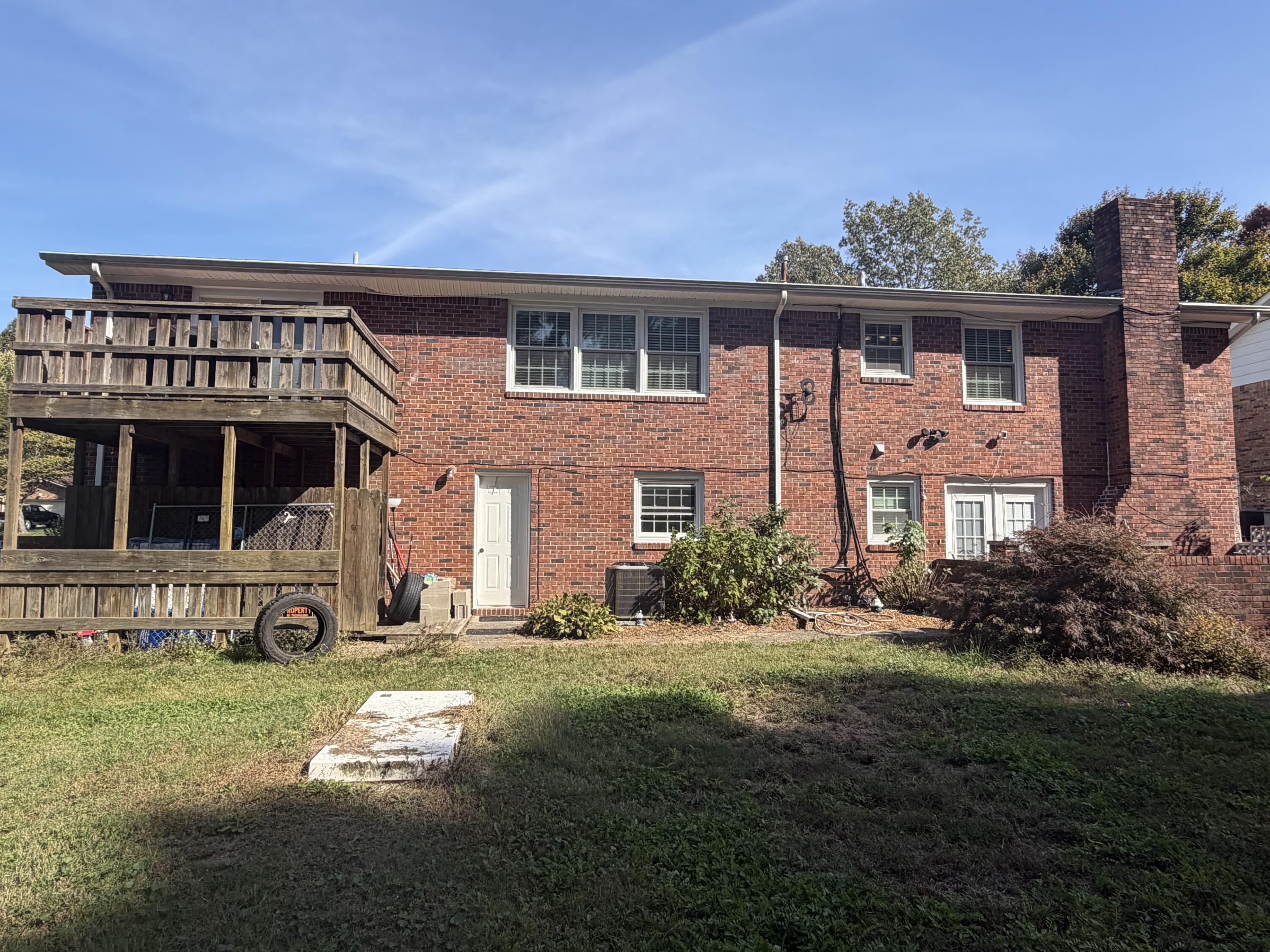 371 Oakcrest Drive Property Photo 24