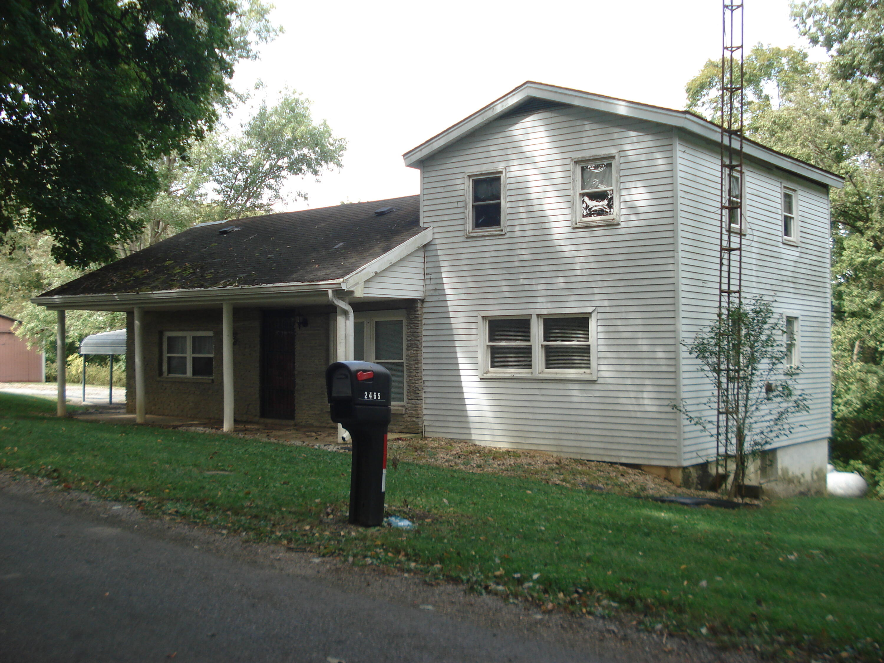 2465 Poindexter Road Property Photo 1