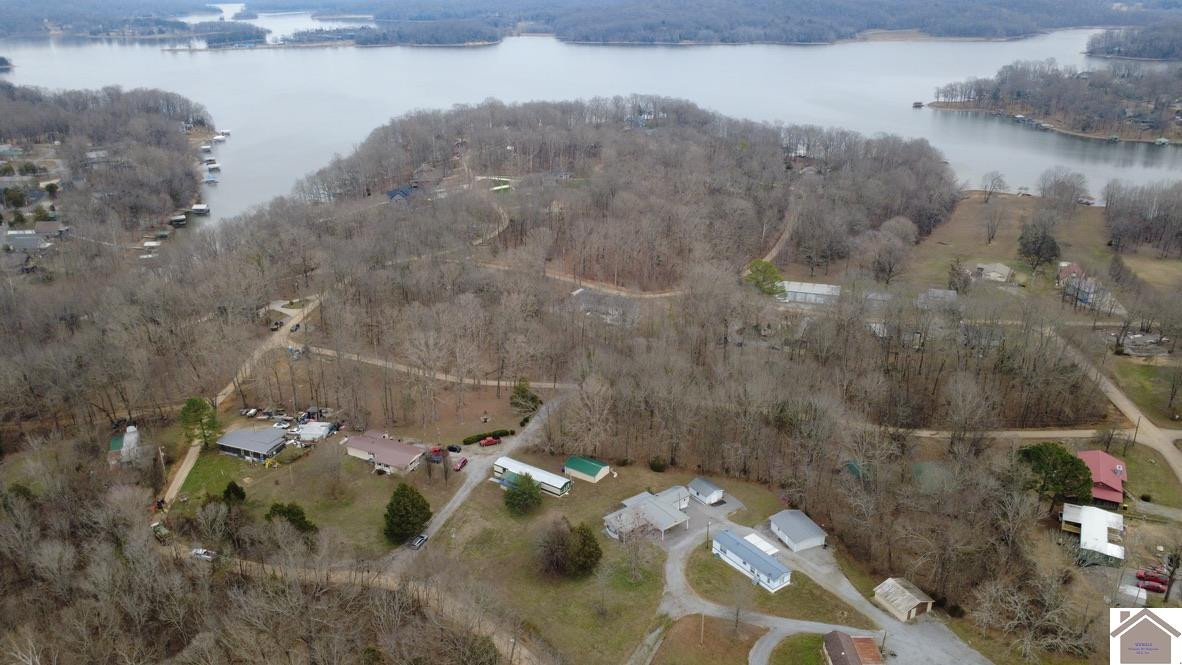 55 Seminole Drive Property Photo 4