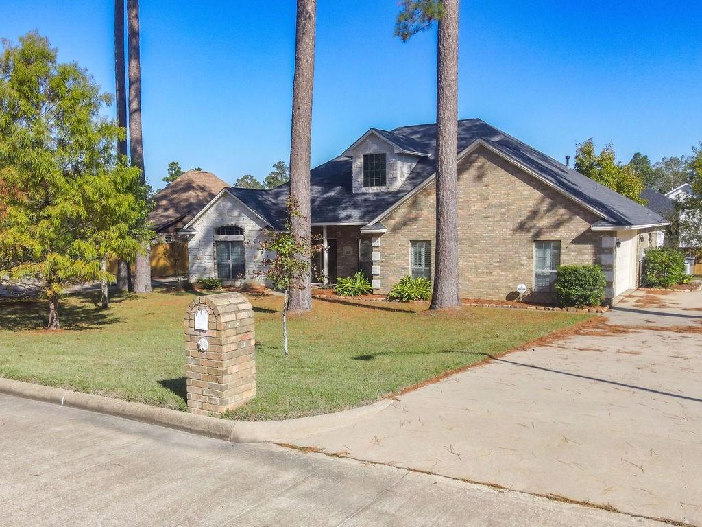 108 Mission Hills Drive Property Photo 1