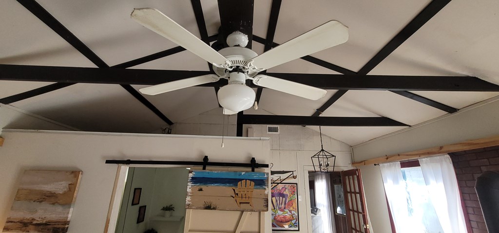510 Trout Street Property Photo 11