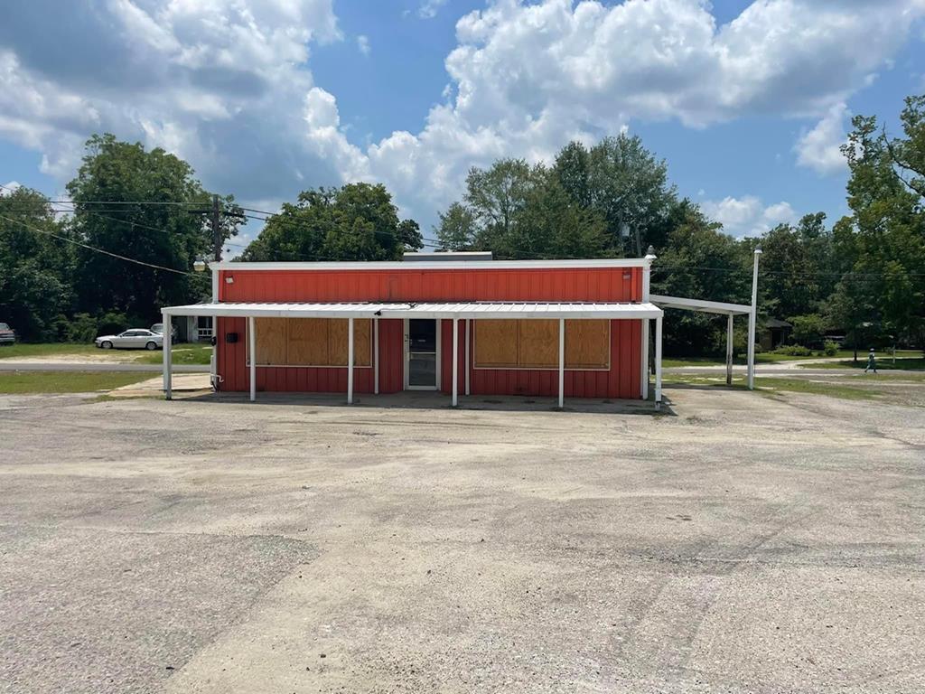 502 East Main Street Property Photo 1