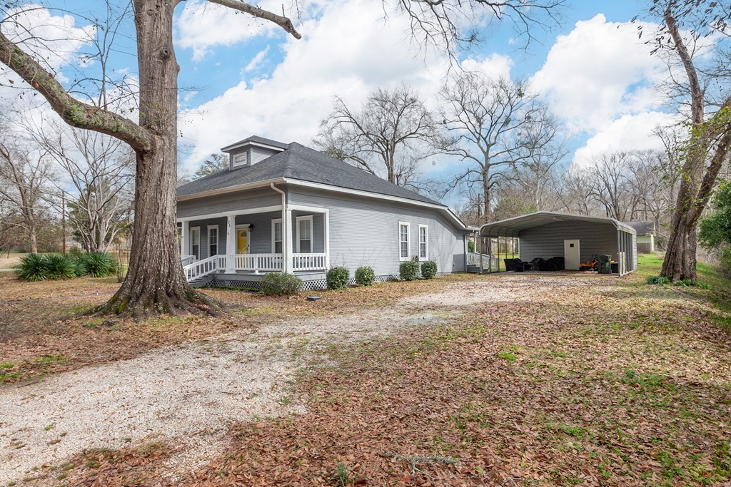 105 Houston Street Property Photo 2