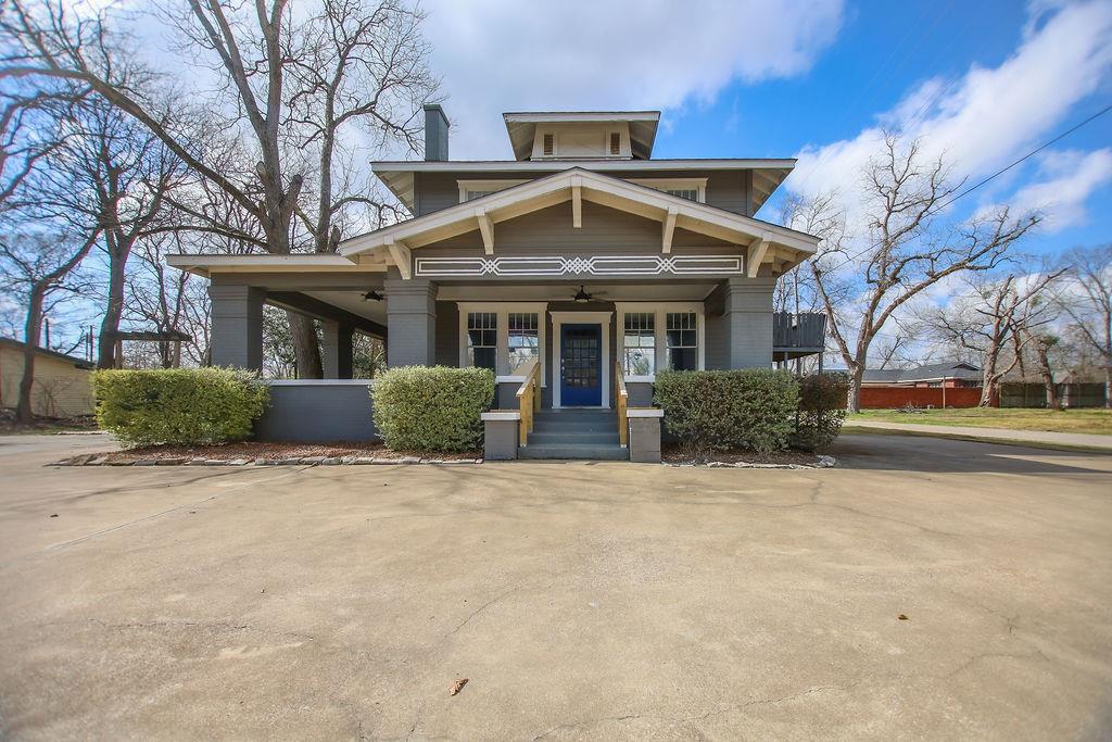 207 Raguet Street Property Photo 2