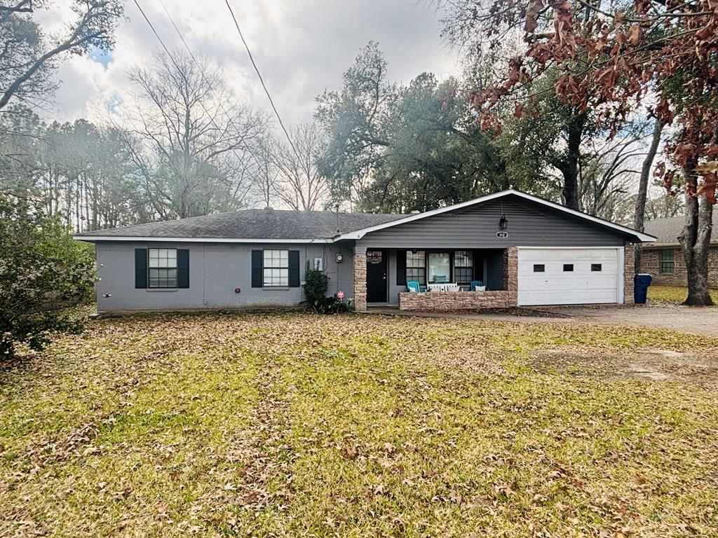 312 Magnolia Property Photo 1