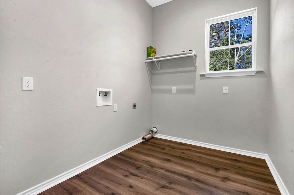 15554 Fm 777 Property Photo 23