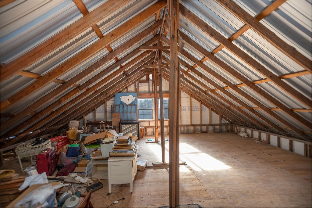 8935 Hwy 103e Property Photo 51