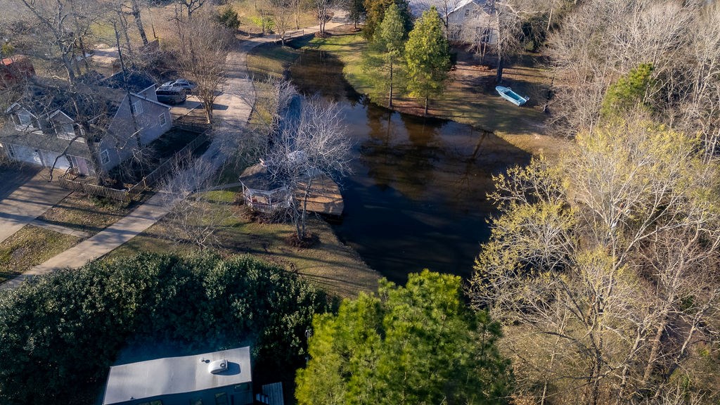 8935 Hwy 103e Property Photo 77