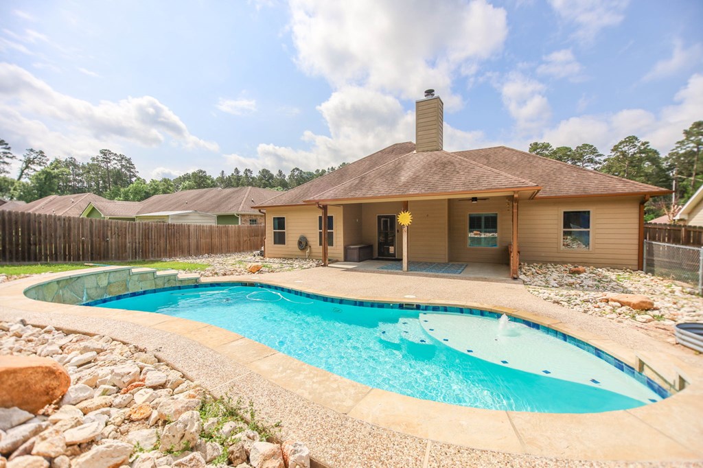 1212 Parkman Road Property Photo 3