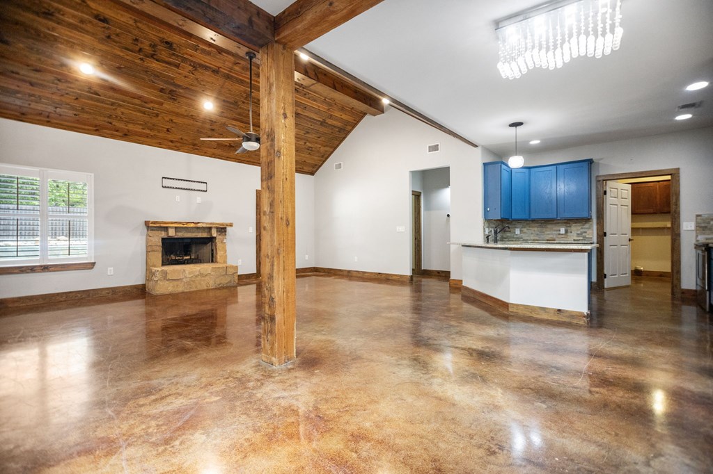 1212 Parkman Road Property Photo 8