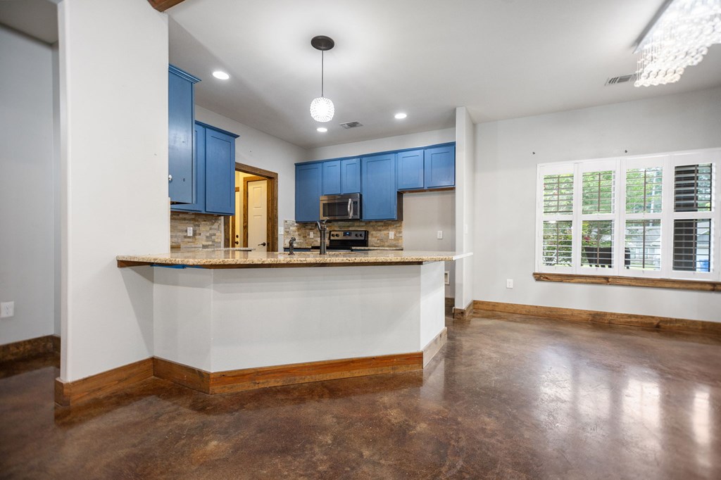 1212 Parkman Road Property Photo 10