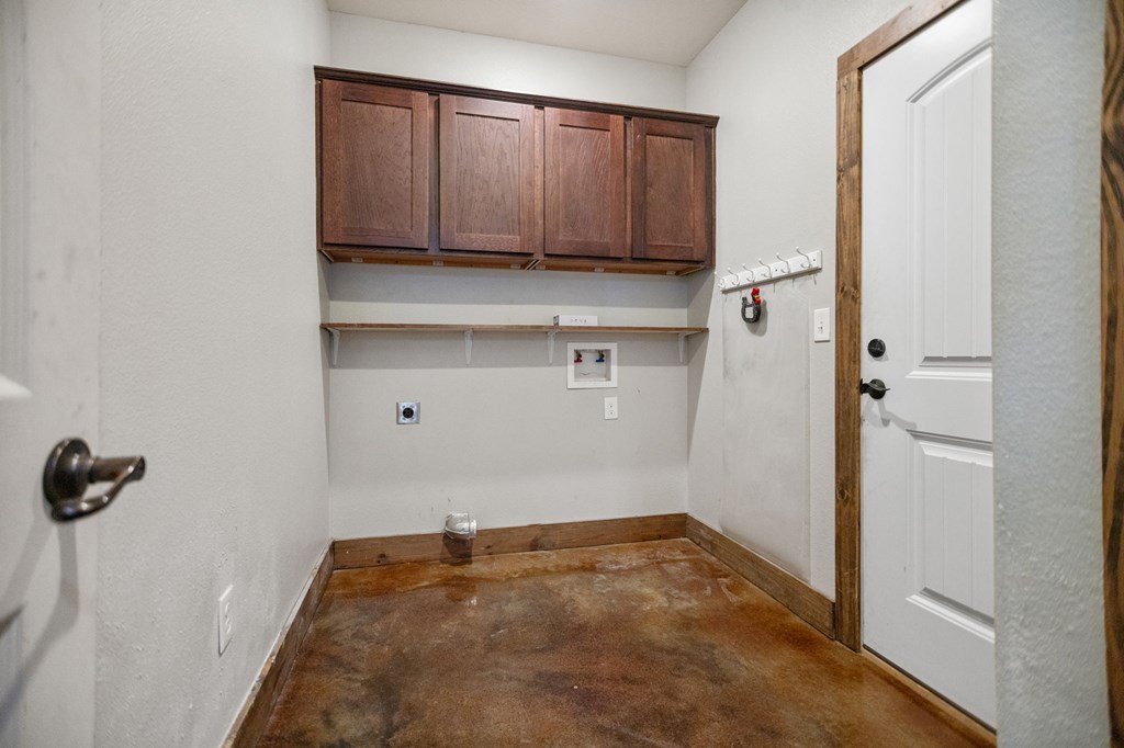 1212 Parkman Road Property Photo 13