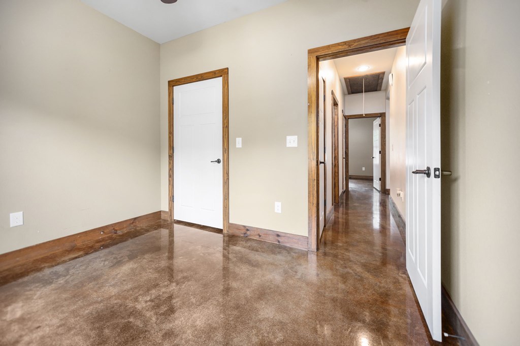 1212 Parkman Road Property Photo 22