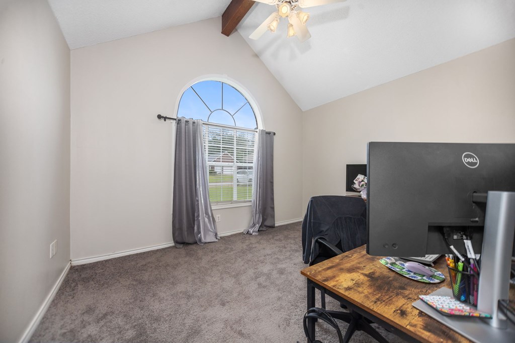 1105 Redbud Avenue Property Photo 25