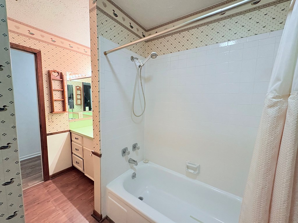 710 Lazy Lane Property Photo 18