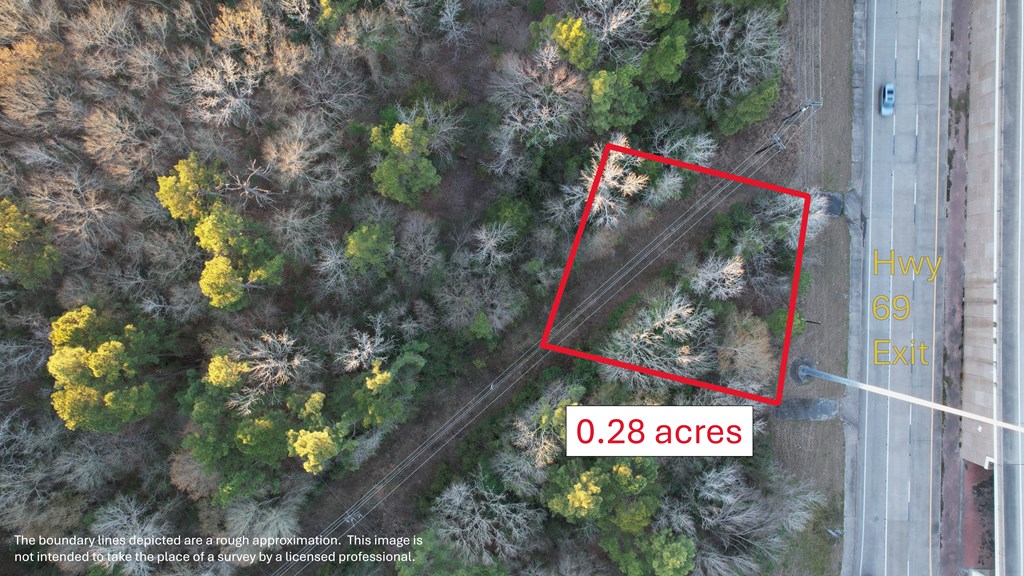 R22597 Highway 69 N Property Photo 2