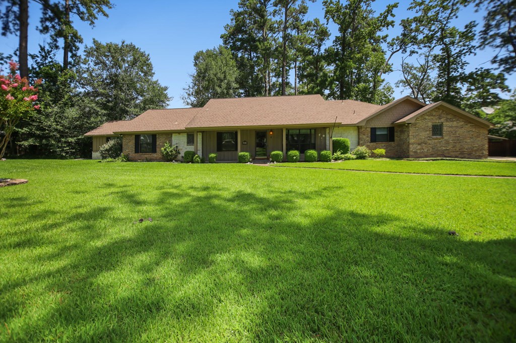 4 Pinemont Place Property Photo 4