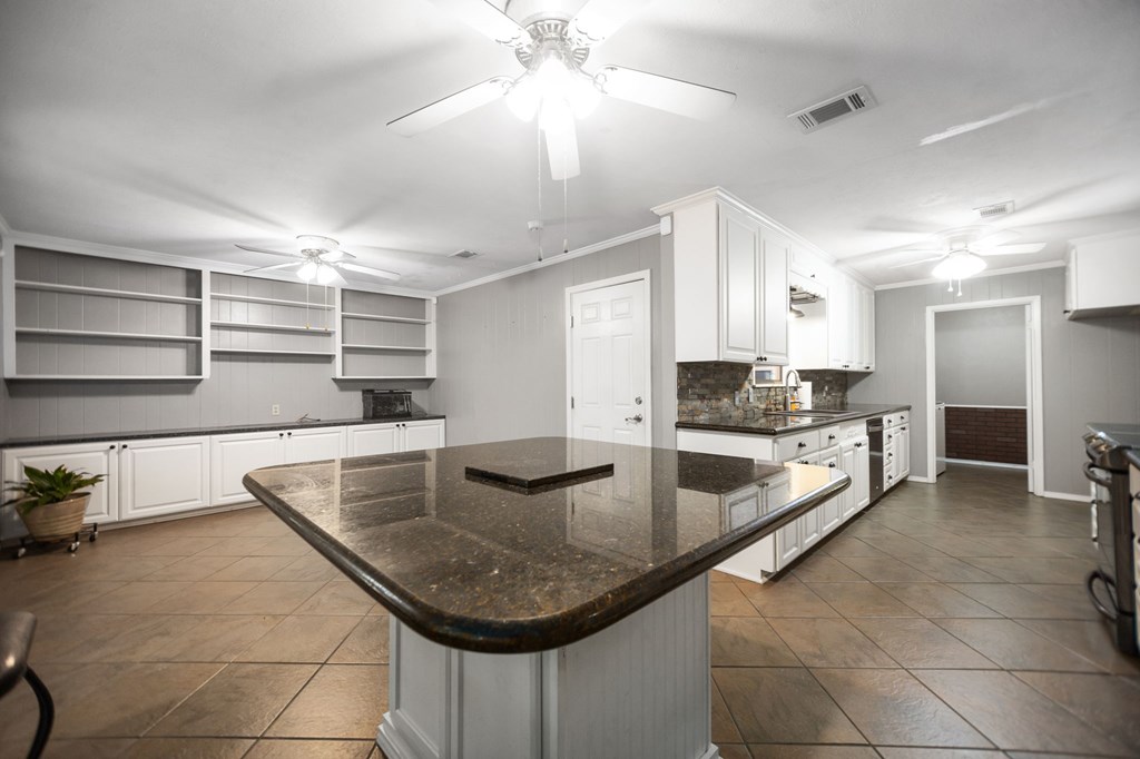 4 Pinemont Place Property Photo 11