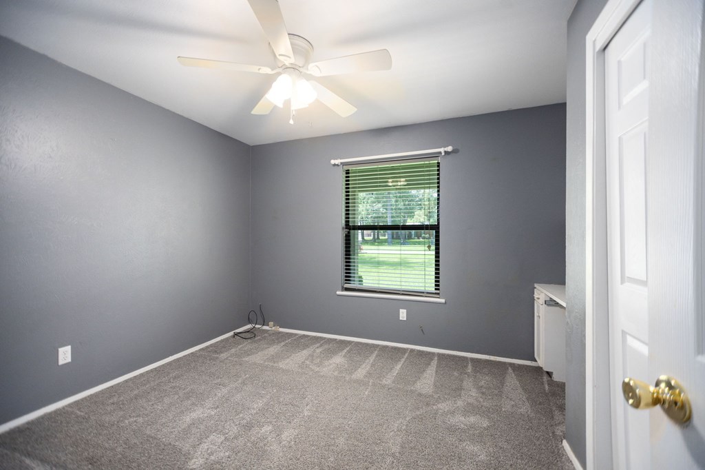 4 Pinemont Place Property Photo 16