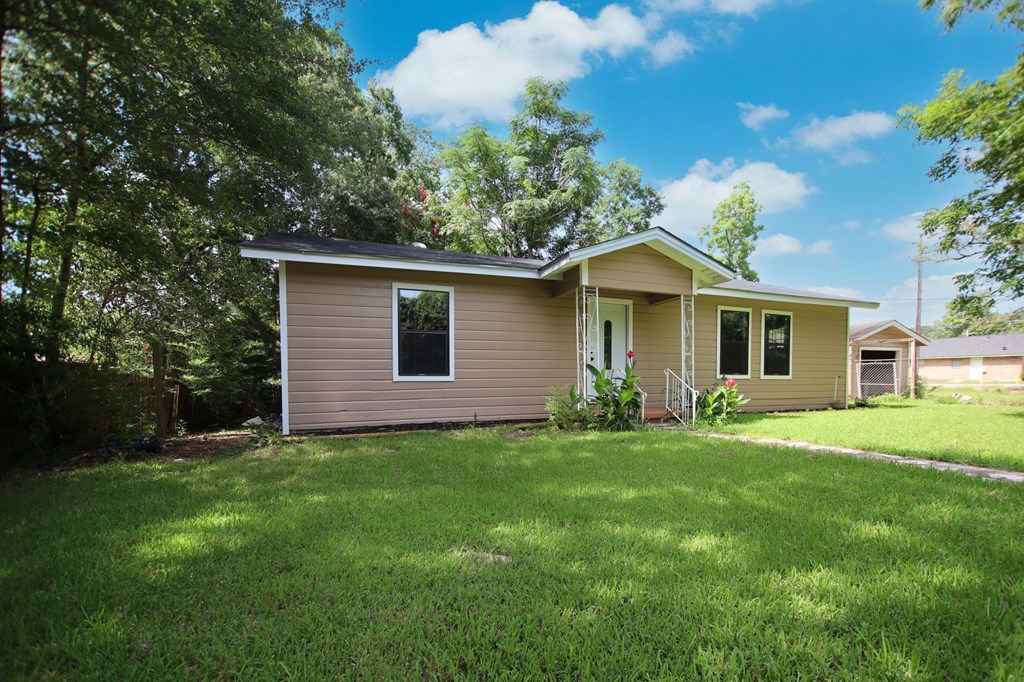 300 Duncan Property Photo 16