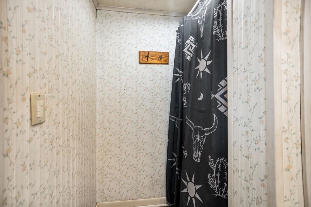 423 Pouland Property Photo 15