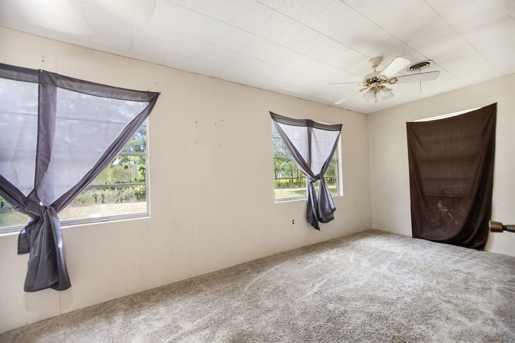 423 Pouland Property Photo 19