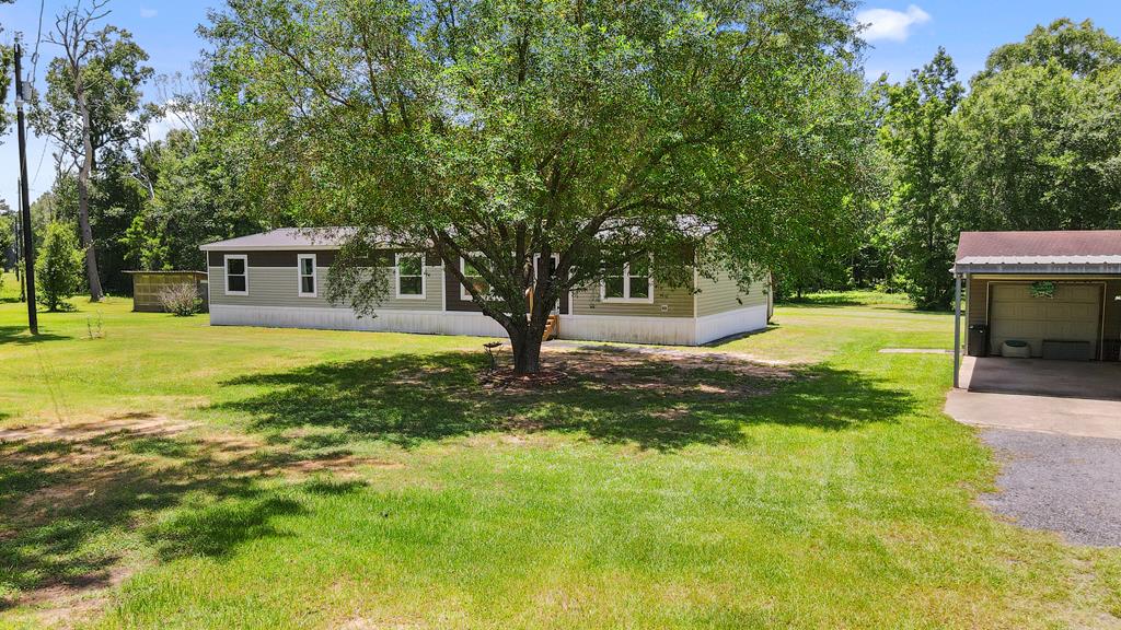 582 County Road 814 Property Photo 1
