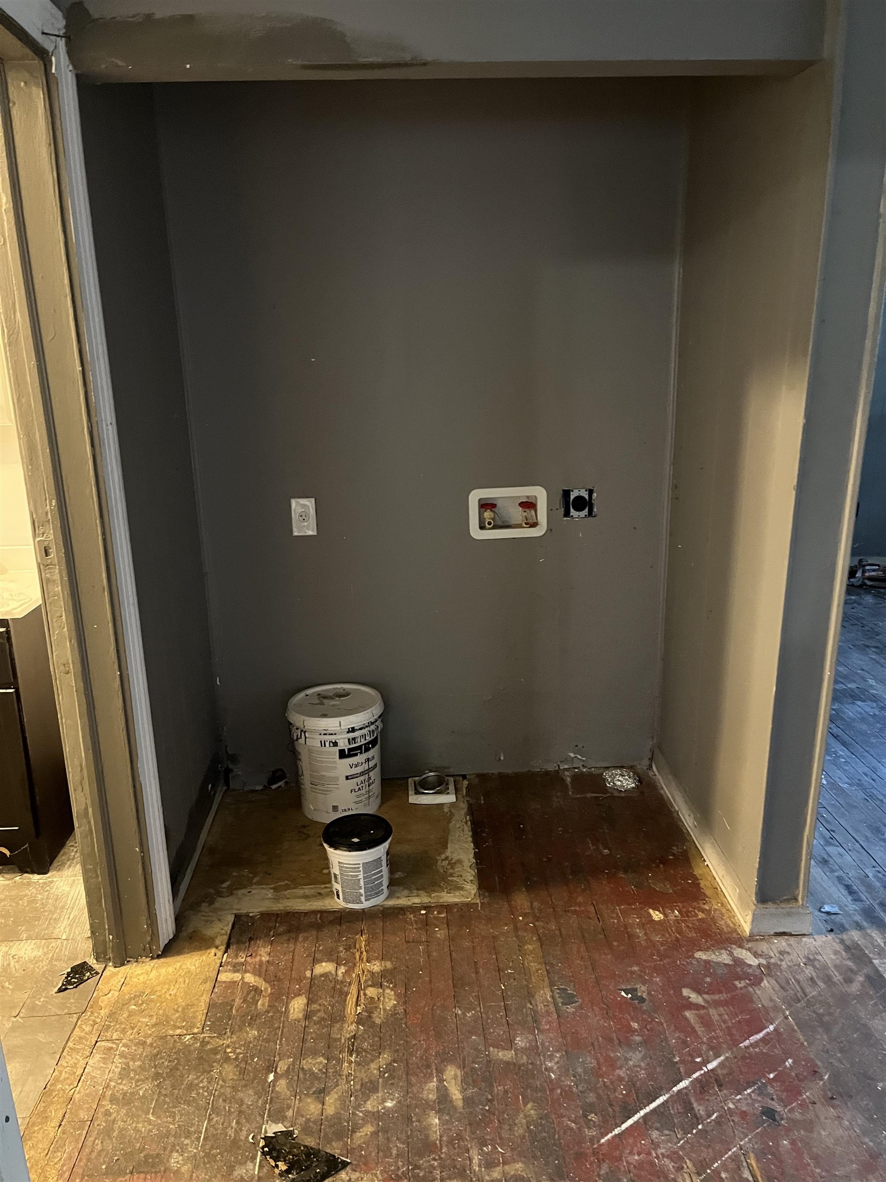 1023 Oakview St Property Photo 13