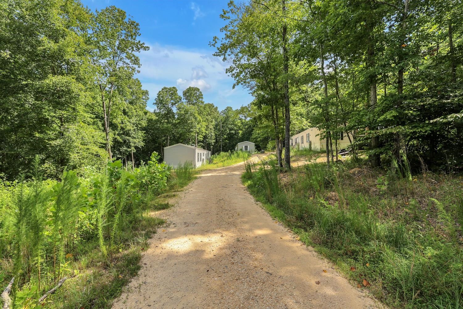 208 Kro Hollow Rd Rd Property Photo 13