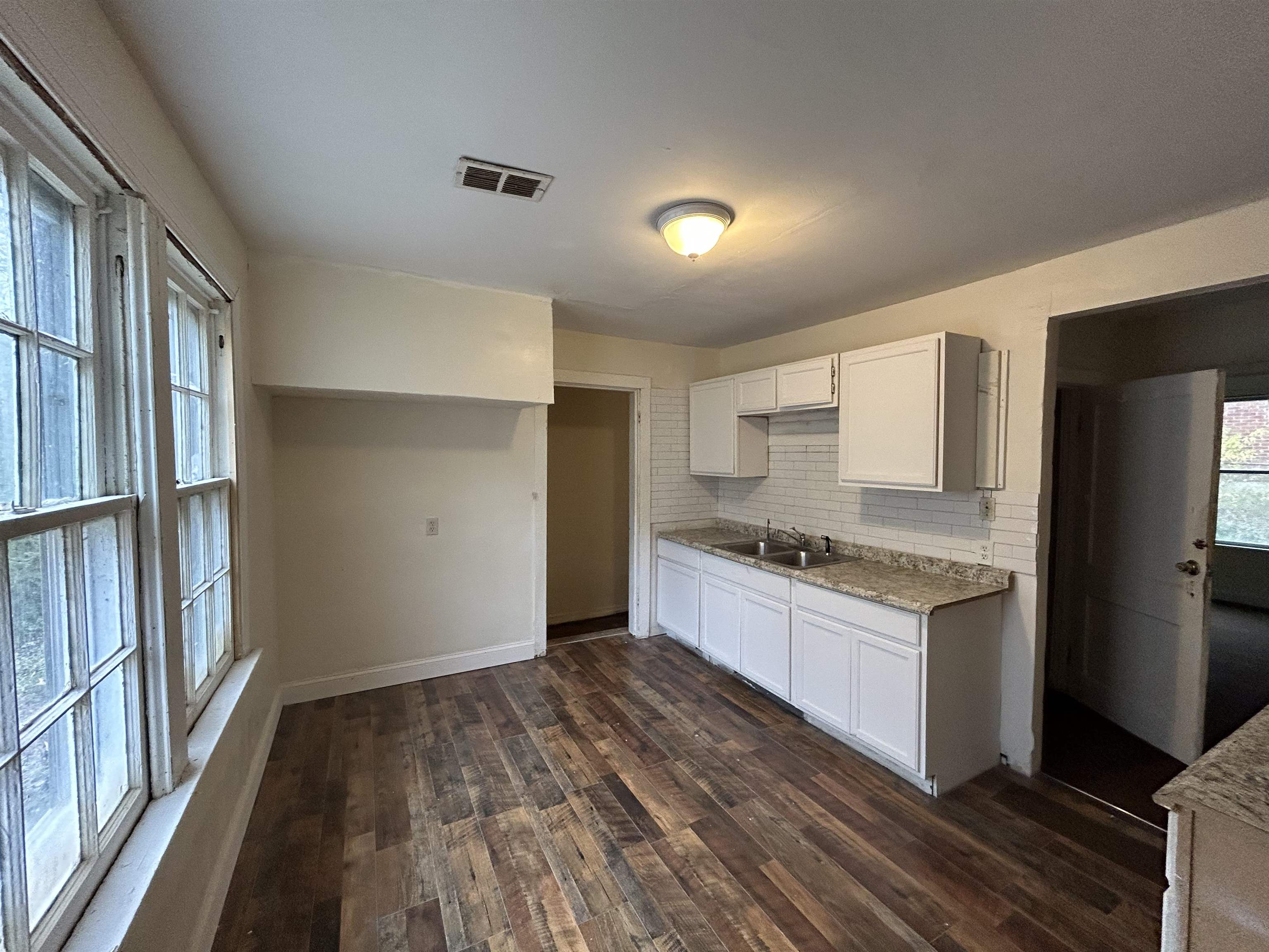 3617 ALLANDALE LN Property Photo 1